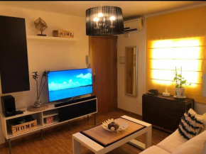 Precioso apartamento a 1min de la playa del Zapillo y paseo maritimo de Almeria